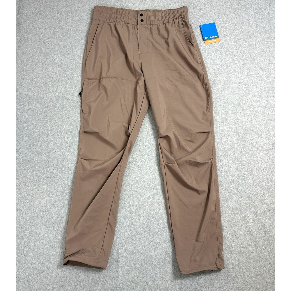 NWT Columbia Omni Shade Womens Size M Tapered Leg Regular Fit Hiking Pants 50UPF